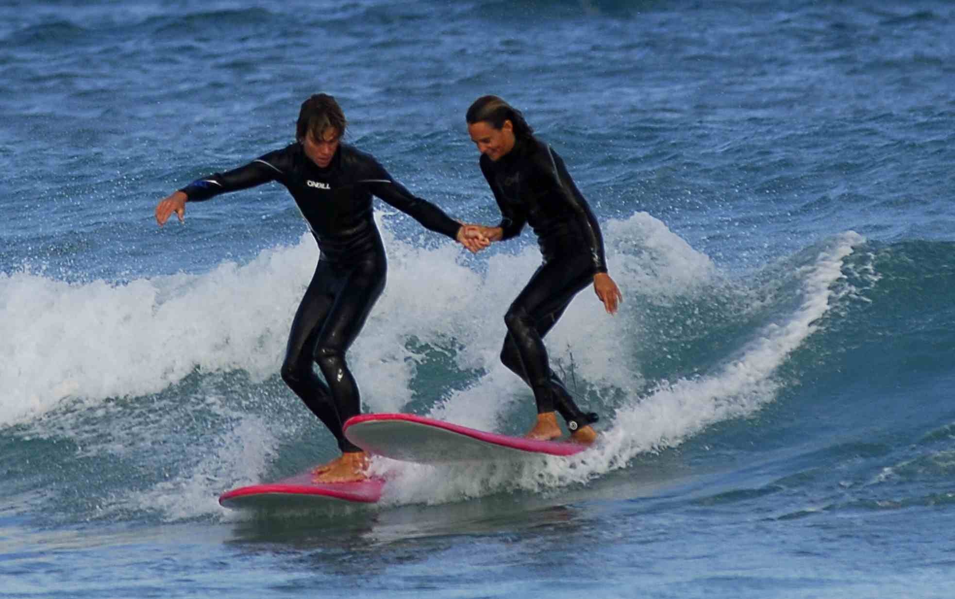 Descubre Liquid Surfschool