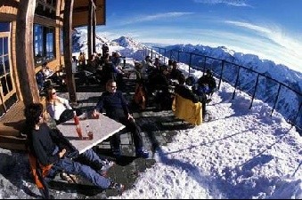 Descubre Snowboard Safari Heli-Ski